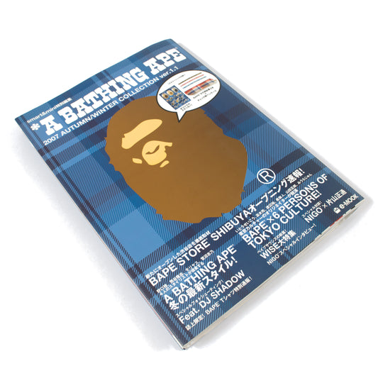 A Bathing Ape 2007 Autumn/Winter Collection E-Mook Magazine (Incl. Gift)